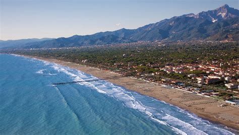 forte dei marmi history